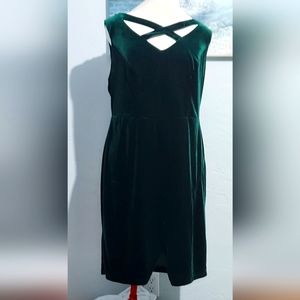 Rebecca B emerald green stretch velvet dress 16W